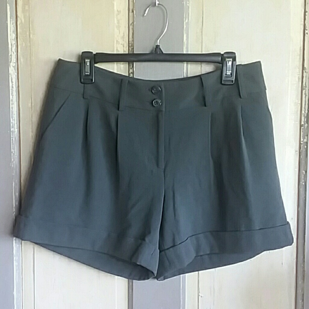 Charlotte Russe Cuffed Hem Shorts